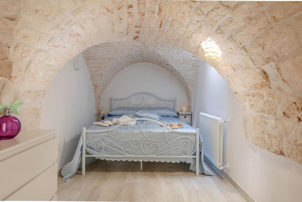 Вілла Le Alcove Del Leopardi Остуні Екстер'єр фото