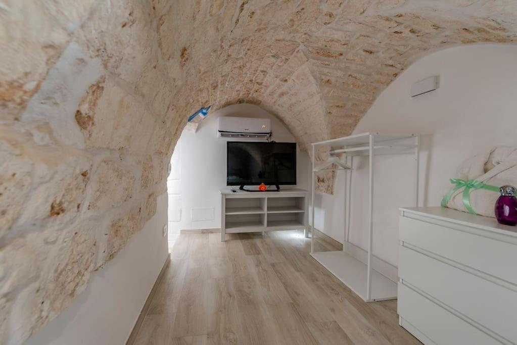 Вілла Le Alcove Del Leopardi Остуні Екстер'єр фото
